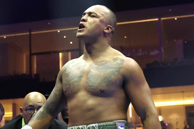Wordley made a bold promise to Usyk before the fight with Parker