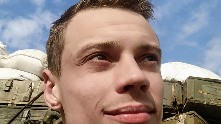 Схилимо голови. Зі смертельним пораненням продовжував коригувати артилерію