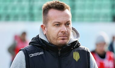 Тренер Руха прокомментировал ничью с Карпатами, которая завершилась дракой