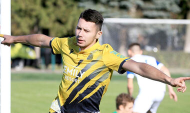 Захисник Руха: «Ми були ближчими до перемоги, ніж Карпати»