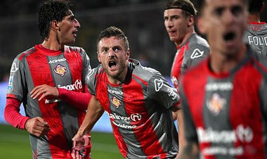 Перший гол Варді: відомий нападник відібрав очки в Аталанти