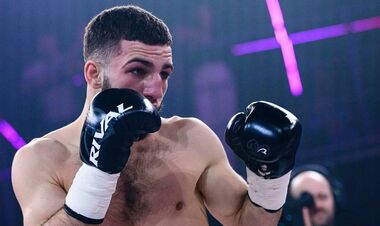 Завоевал два титула. Украинец Михалушко феерически забил мексиканца