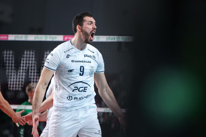 Семенюк здобув другу поспіль перемогу у ПлюсЛізі. Здолав команду українця