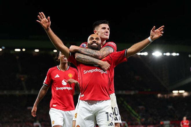 Красные дьяволы в топ-4. Ман Юнайтед в ярком матче одолел Брайтон