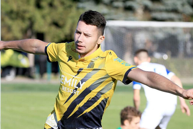 Захисник Руха: «Ми були ближчими до перемоги, ніж Карпати»