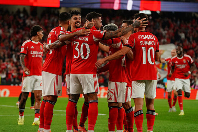 Хет-трик, сухий матч Трубіна. Бенфіка розгромила Ароку