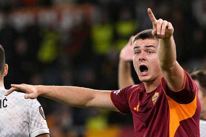 Новости для Довбика. Барселона нацелилась на нападающего Ромы