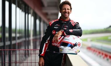 Після жахливої аварії. Екс-пілот повернувся за кермо боліда Ф1