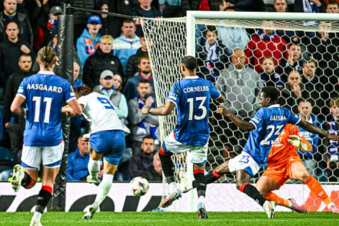 Шоу корейца: забил гол, не реализовал пенальти. ЛЕ: Рейнджерс уступил Генку