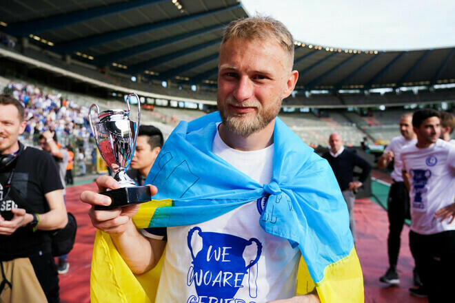 «Мій футбол почався з надувного човна». Безус – про свій кар'єрний шлях