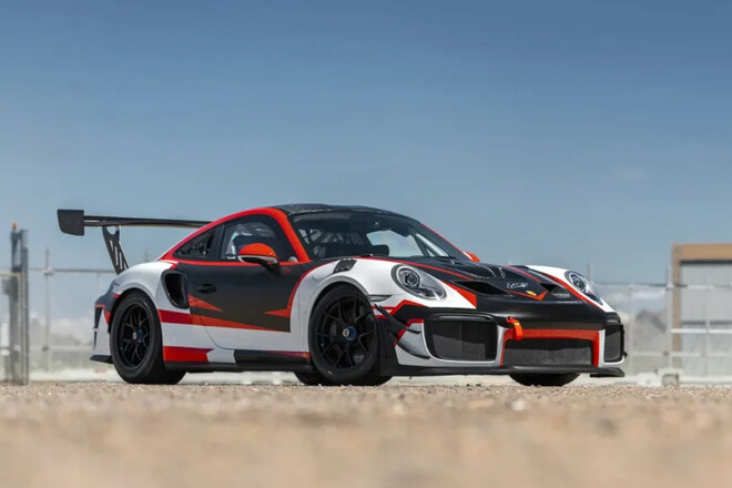 ФОТО. Спорткар Ферстаппена выставлен на аукцион за шестизначную сумму