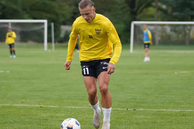 После тяжелой травмы. Вингер Буковины вернулся к занятиям в общей группе