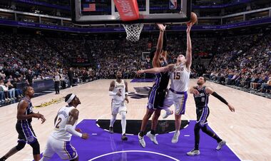 Лейкерс победил без Дончича, Бостон и Индиана стартовали с трех поражений