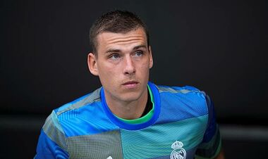 The referee of the Real - Barcelona match commented on Lunin's dismissal and action