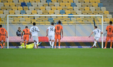 Ризнык выиграл 10-ю пенальтийскую дуэль в УПЛ