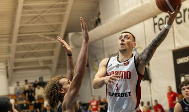 Яскрава гра Боброва допомогла Динамо Бухарест здобути перемогу