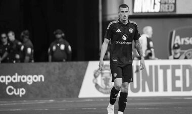 ФОТО. У футболиста МЮ отец покончил жизнь самоубийством