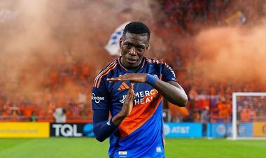 Коламбус поступився Цинциннаті в плей-офф MLS, Чеберко вийшов на заміну