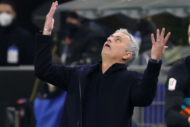 Збірна України своїм вчинком розізлила Жозе Моуріньо. Що трапилось?