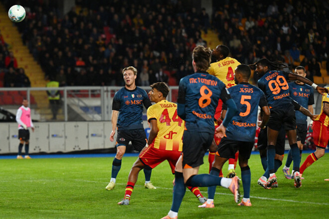 Наполі у 9-му турі здобув складну перемогу над командою, яка набрала 6 очок