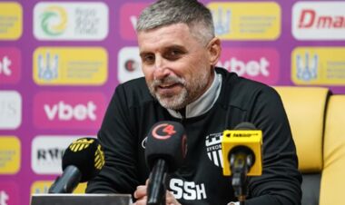 Сергій ШИЩЕНКО: «Останні хвилини матчу з Нивою вийшли нервовими»