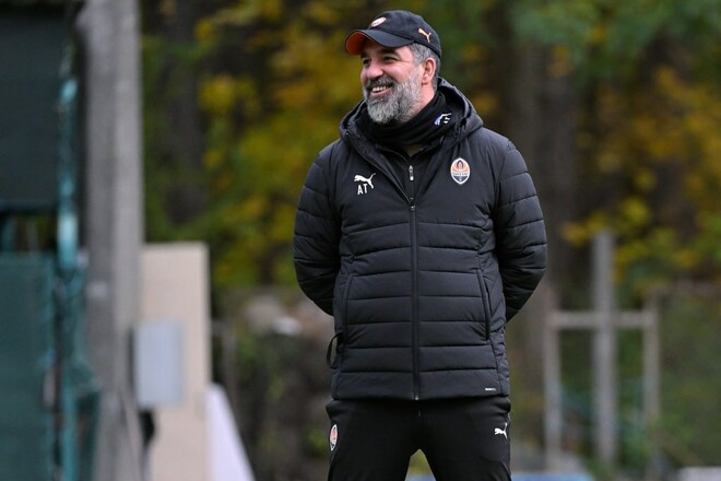 ФОТО. Туран усміхався. Як Шахтар готувався до кубкового суперматчу з Динамо