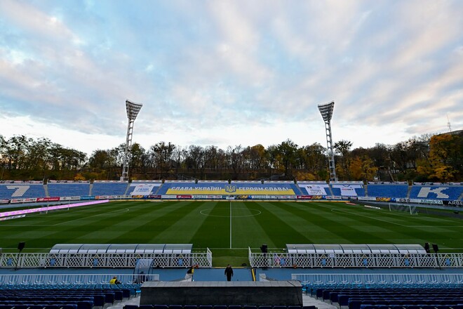 ФОТО. Як виглядає клубний стадіон Динамо перед грою із Шахтарем у Кубку