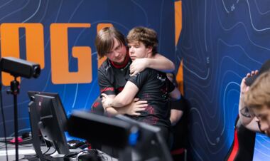 Украинцы вырвали путевку в плей-офф у бразильцев после триллера на PGL