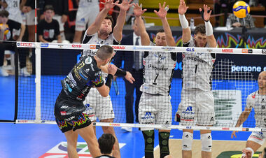 Плотницький знову MVP. Перуджа розгромила суперника й очолила таблицю