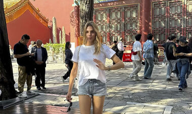 ФОТО. Украинская теннисистка получила подарок по прибытию в Одессу