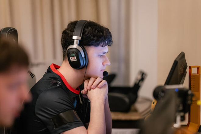 Колишній капітан B8: «Було легко відмовитись від цієї ролі»