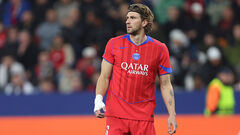 Lorient - PSG - 1:1. For which Zabarny received a yellow card. Video of goals and review