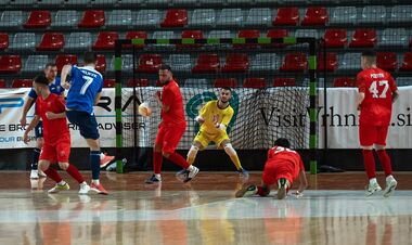 Таблица ЛЧ по футзалу. Забив 10 мячей, ХИТ лидирует в группе после разгрома