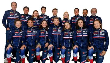 ФОТО. С Жюльей Симон: Франция представила форму на сезон 2025/26