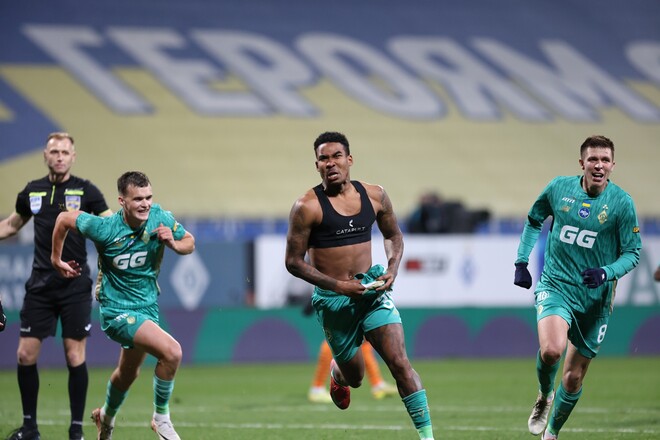 Поединок с Шахтером стал юбилейным для Пихаленка