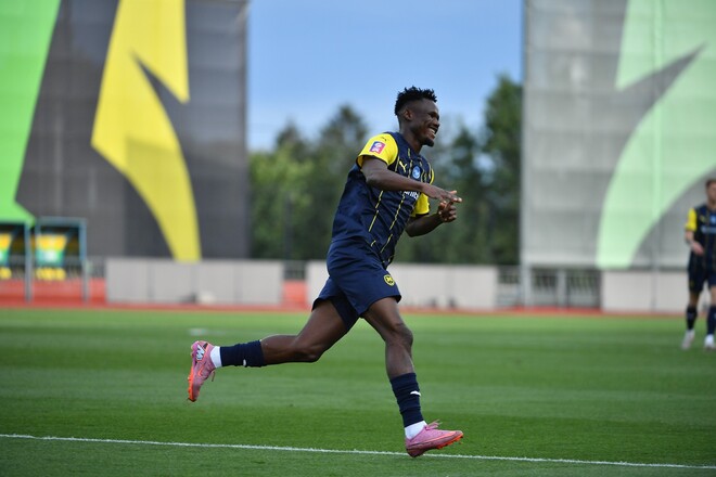 ВИДЕО. Как Итодо красивым ударом слету оформил дубль в ворота Агробизнеса