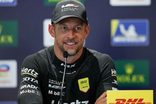 Чемпіон Формули-1 оголосив про повне завершення кар'єри