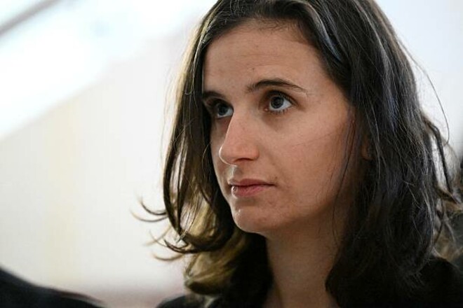 Озвучать покарання: названо дату засідання FFS у справі Жюльї Сімон