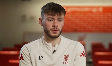 Конор БРЭДЛИ: «Арне Слот меняет тактику перед каждой игрой Ливерпуля»