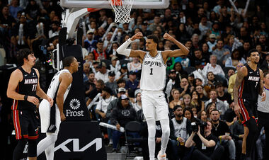 Сперс впервые в истории начали сезон с пяти побед подряд