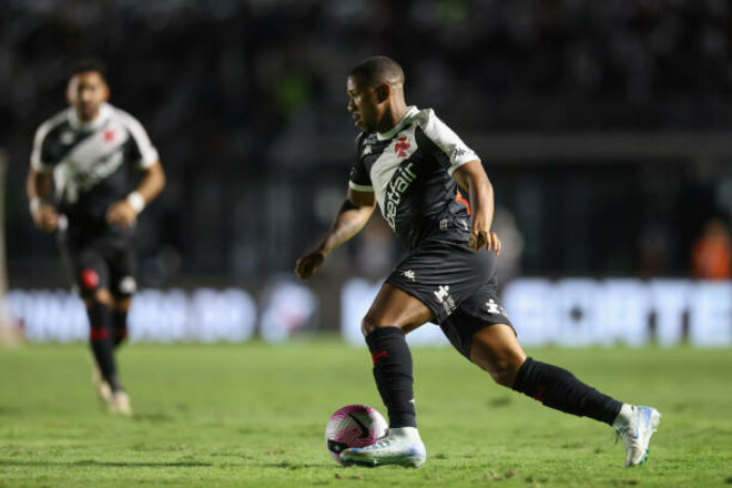 Джерело: Динамо цікавиться бразильським захисником