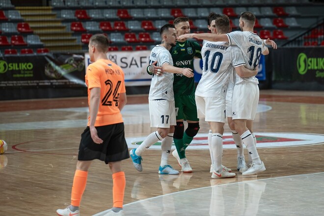 Таблица ЛЧ. ХИТ лидирует после дерби и проведет решающий матч со словенцами