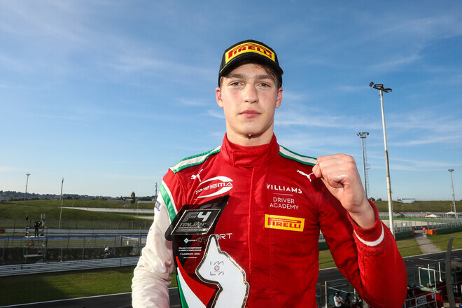 Гігантська сума. Суперник Бондарева розповів, скільки коштує сезон у Ф4