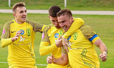 Металлург З – Левый Берег, ЮКСА – Металлист. Смотреть онлайн LIVE