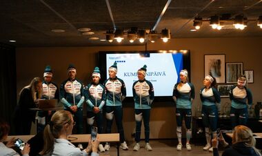 ФОТО. Слід чемпіонки: збірна Фінляндії з біатлону презентувала екіпірування
