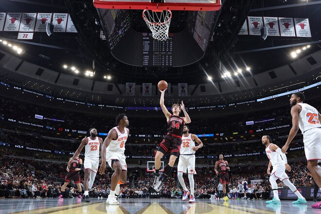 Неудачная игра Михайлюка, первое поражение Филадельфии и непобедимый Чикаго