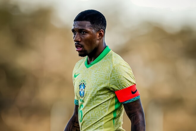 Приедет в Украину? Бразильский клуб согласился продать защитника в Динамо