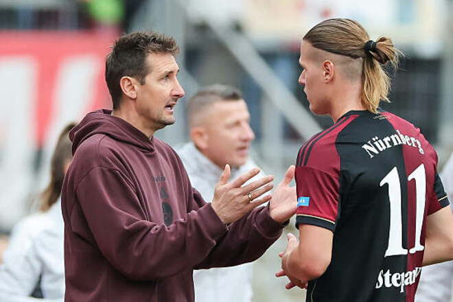 Упущенный шанс: немецкий клуб с украинцем оформил победу в лиге