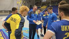 Провалили перший тайм. Збірна України програла збірній Румунії