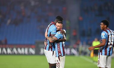 С двумя украинцами: Трабзонспор назвал состав на дерби с Галатасараем